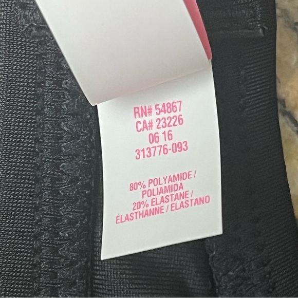 Victoria’s Secret Women’s Black Swim Bikini Top XL Wireless Halter Beach Boho - Picture 7 of 8